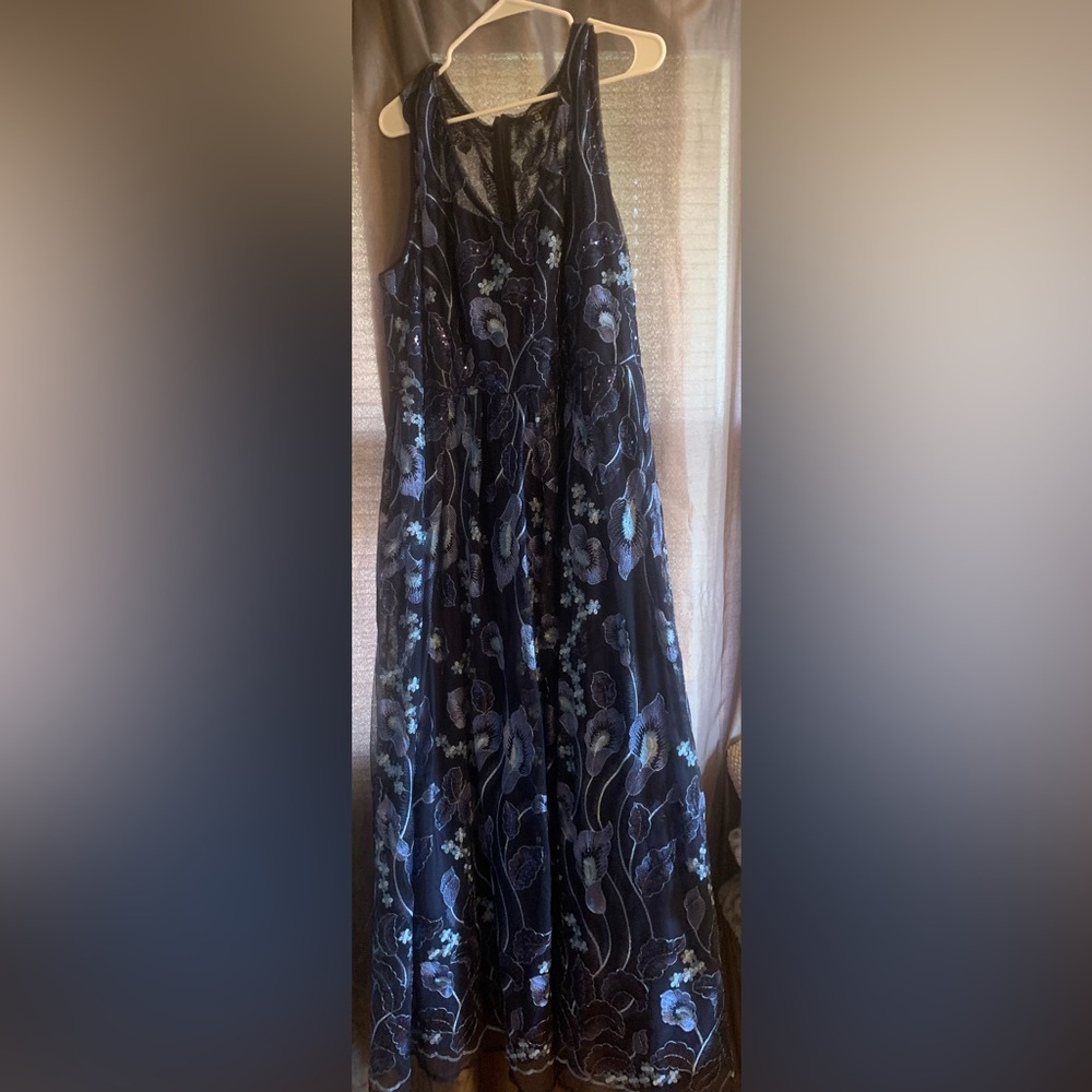 R&M Richard’s blue printed dress. Size 18W